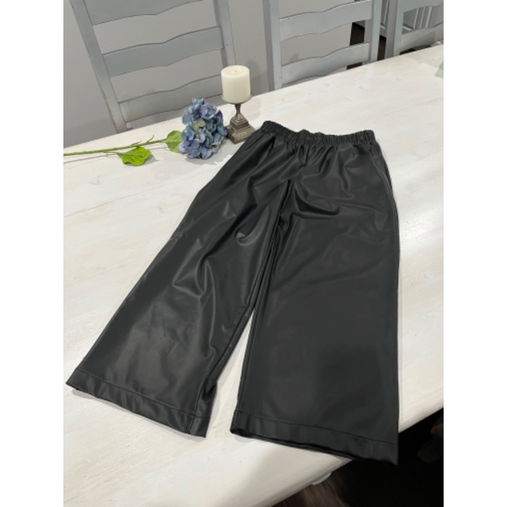 First Love Faux Leather Wide Leg Elastic Waist Cropped Pants S